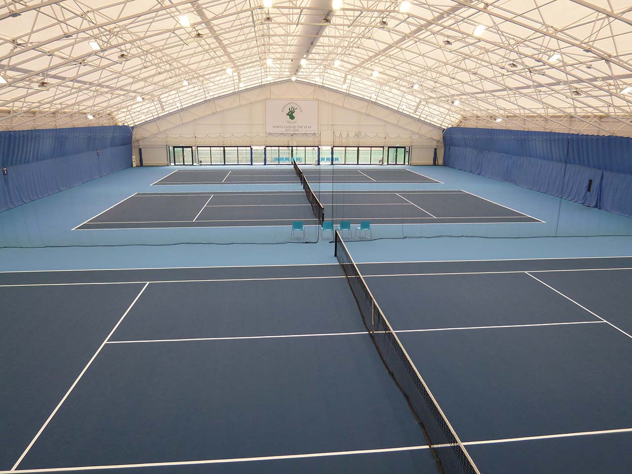 Roehampton Club - Indoor Tennis Centre